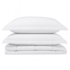 Cloud-Soft 3-Piece Luxurious Comforter Set – Ultra Cozy All-Season Bedding with 1 Comforter & 2 Pillow Shams – Queen Size, White – Lightweight, Fade-Resistant, Stylish Bedroom Vibes