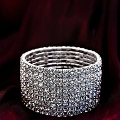 10-Row Crystal Stretch Bracelet for Women – Multi-Layer Sparkling Statement Bracelet – Elastic Rhinestone Jewelry for Party, Wedding & Evening Wear
