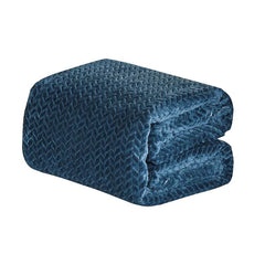 Cozy Chevron Braided Blanket – Ultra Soft Microplush Throw – Lightweight 50" x 60", Perfect for Bed, Couch & Dorm