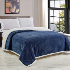 Jacquard Micro Plush Braided Blanket – Ultra Soft Oversized All-Season Blanket for Bed, Couch & Dorm – Lightweight, Cozy & Machine Washable – Queen & King Sizes