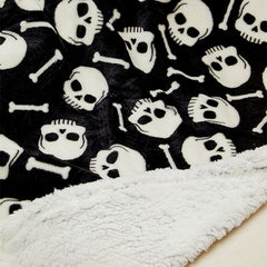 Skull & Bones Halloween Sherpa Throw Blanket – Ultra Soft 50" x 60" Micro Plush Blanket for Couch, Bed & Dorm – Cozy, Lightweight, All-Season Warmth, Machine Washable