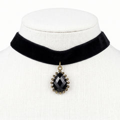 9-Pack Choker Necklace Set for Women & Girls – Velvet, Lace, Gothic Tattoo & Pendant Chokers – Adjustable Trendy Necklaces for Party, Daily & Layered Looks