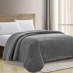 Chevron Braided Micro Plush Blanket – Ultra Soft All-Season Blanket for Bed, Couch & Dorm – Lightweight, Cozy & Machine Washable Comfort – Twin, Queen & King Sizes