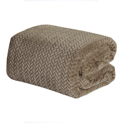 Chevron Braided Micro Plush Blanket – Ultra Soft All-Season Blanket for Bed, Couch & Dorm – Lightweight, Cozy & Machine Washable Comfort – Twin, Queen & King Sizes