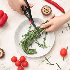 8-Piece Kitchen Knife Set with Cutting Board & Scissors – German-Style Stainless Steel Chef Knives for Cooking, Meal Prep & Beginner Glow-Up Kitchens