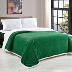 Jacquard Micro Plush Braided Blanket – Ultra Soft Oversized All-Season Blanket for Bed, Couch & Dorm – Lightweight, Cozy & Machine Washable – Queen & King Sizes