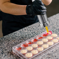 Cookie Press Gun with 20 Discs & 4 Icing Nozzles – All-in-One Baking Kit for Cookies, Churros & Cupcakes – Dishwasher Safe