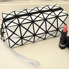 Diamond Design Cosmetic Travel Bag – Waterproof Makeup Organizer with Zipper Closure, Portable Toiletry and Beauty Storage Pouch for Women, Available in Red, Pink, Blue, Silver and White